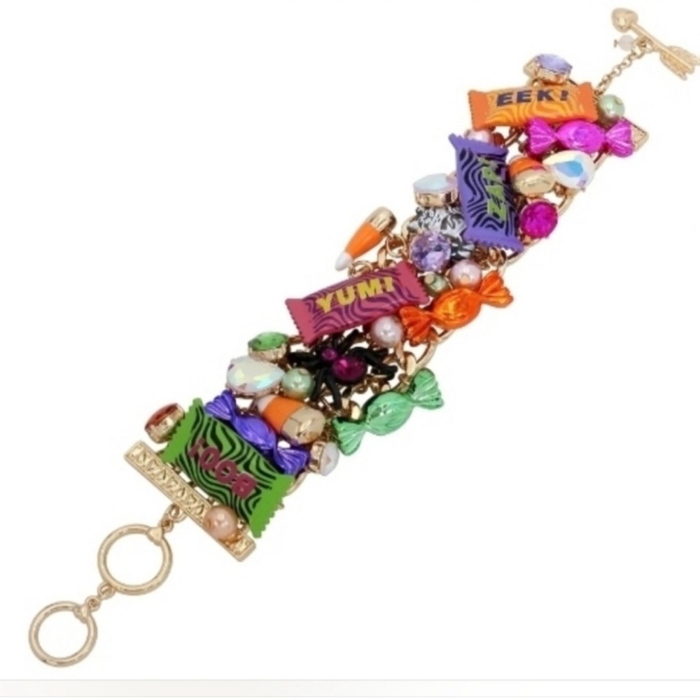 NWT ⚜️🍭⚜️ BETSEY JOHNSON GHOUL FRIENDS CANDY TOGGLE BRACELET MULTI - Picture 8 of 8